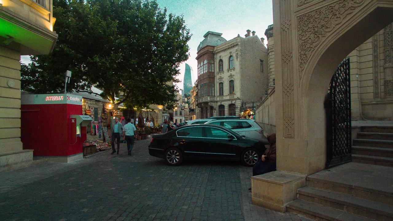 Old Castle Boutique Hotel Baku Bagian luar foto